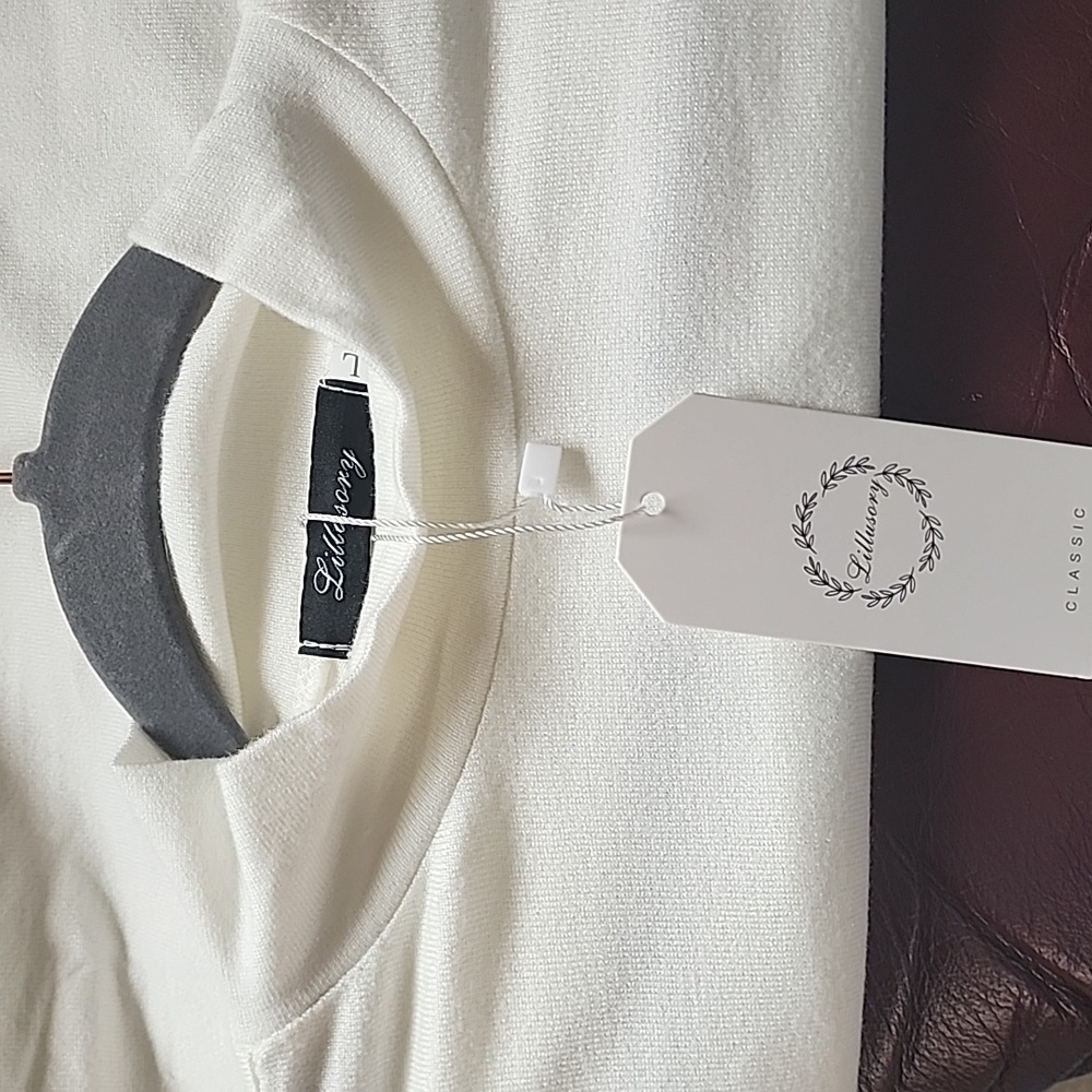 Women's Light Weight Mock Turtle Neck Sweater, White, Sz. Lg. NWT's